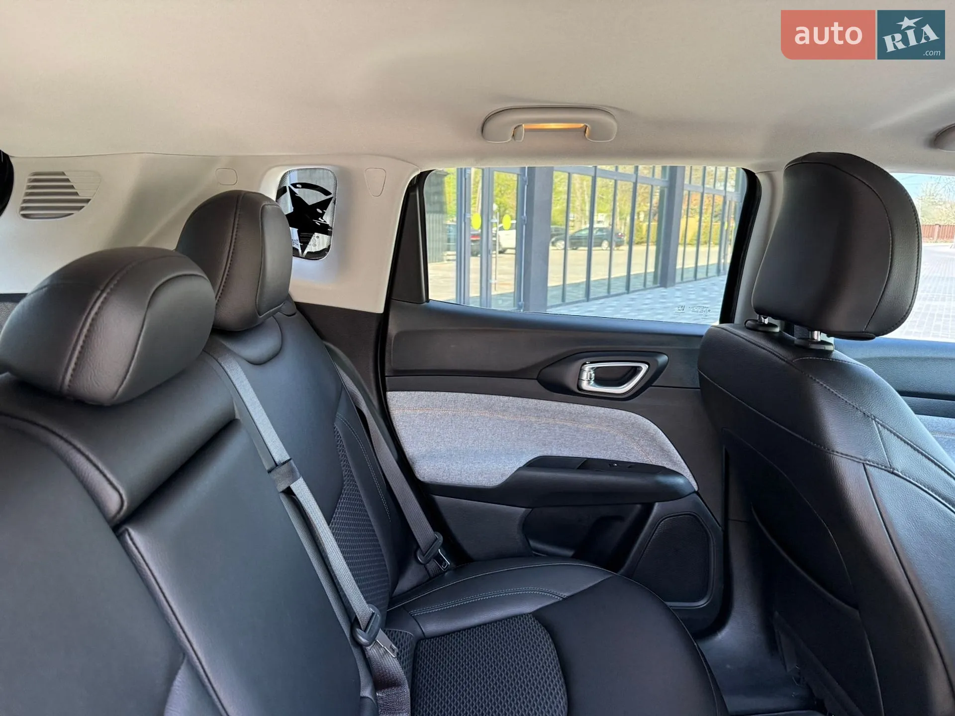 2021 Jeep Compass - мініатюра 26