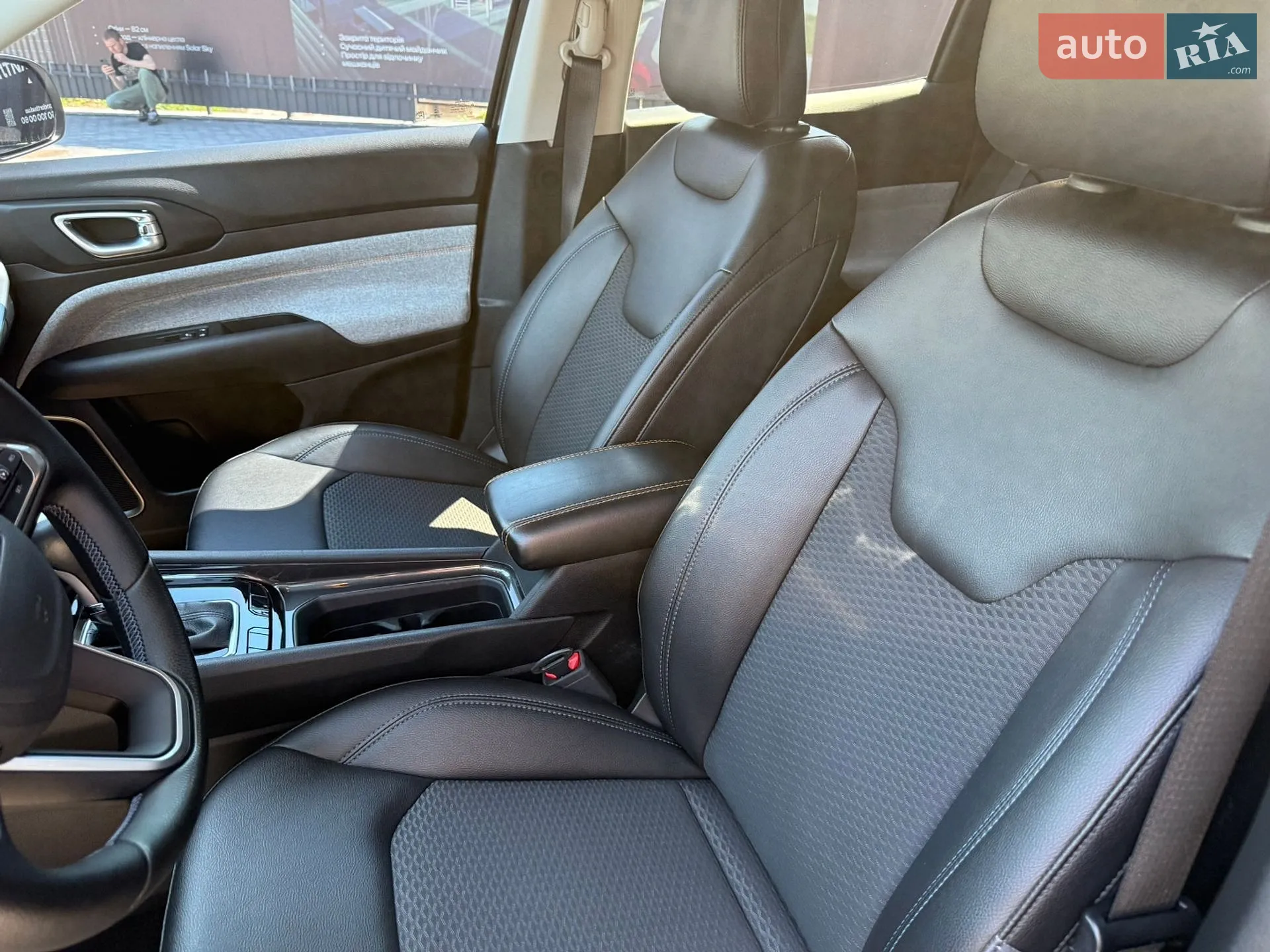 2021 Jeep Compass - мініатюра 38