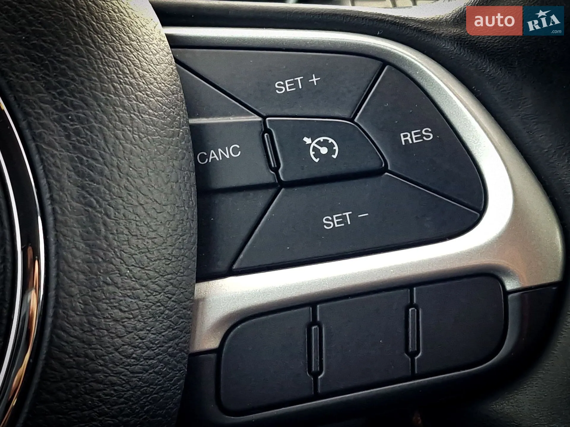 2019 Jeep Compass - мініатюра 22