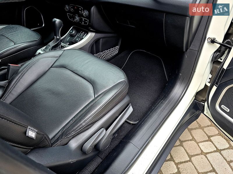 Внедорожник / Кроссовер Jeep Compass 2021 в Полтаве