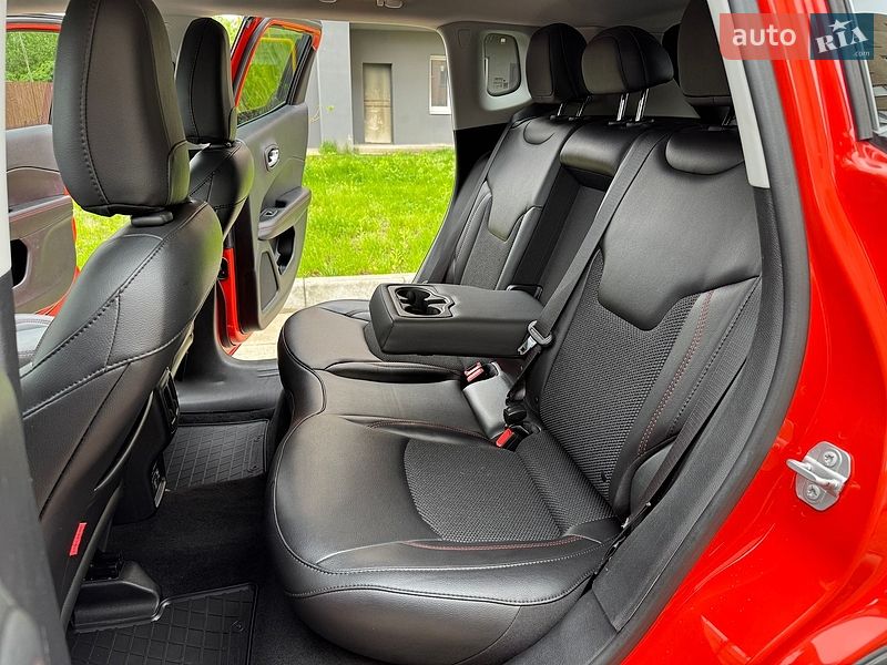 Внедорожник / Кроссовер Jeep Compass 2019 в Киеве