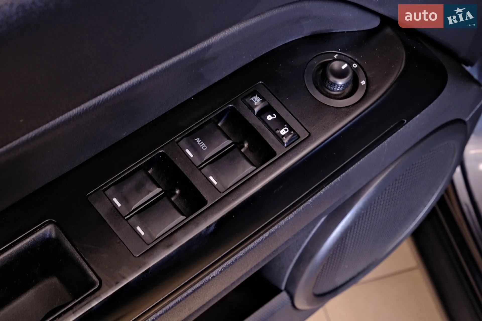 2013 Jeep Compass - мініатюра 23