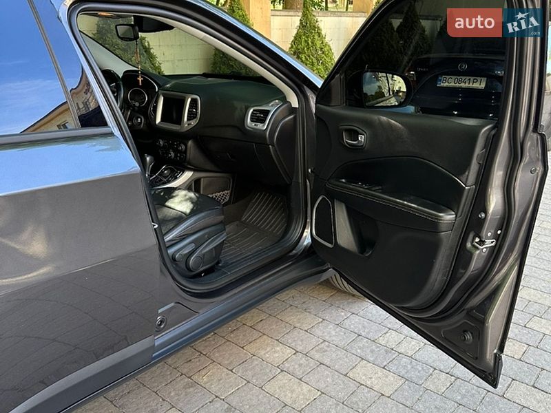 Позашляховик / Кросовер Jeep Compass 2020 в Львові