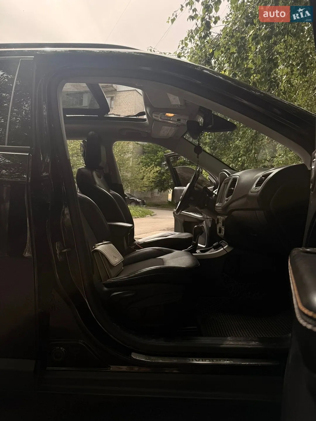 2017 Jeep Compass - мініатюра 18