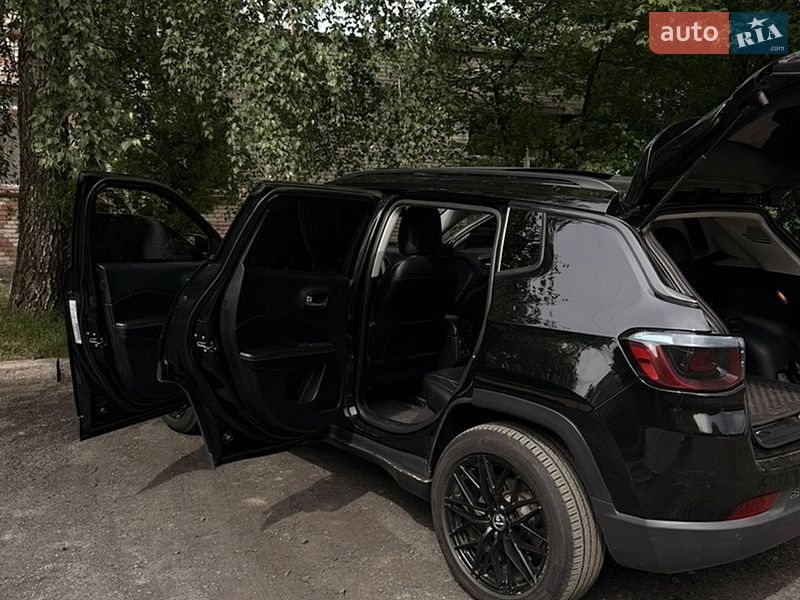 Внедорожник / Кроссовер Jeep Compass 2017 в Шептицькому