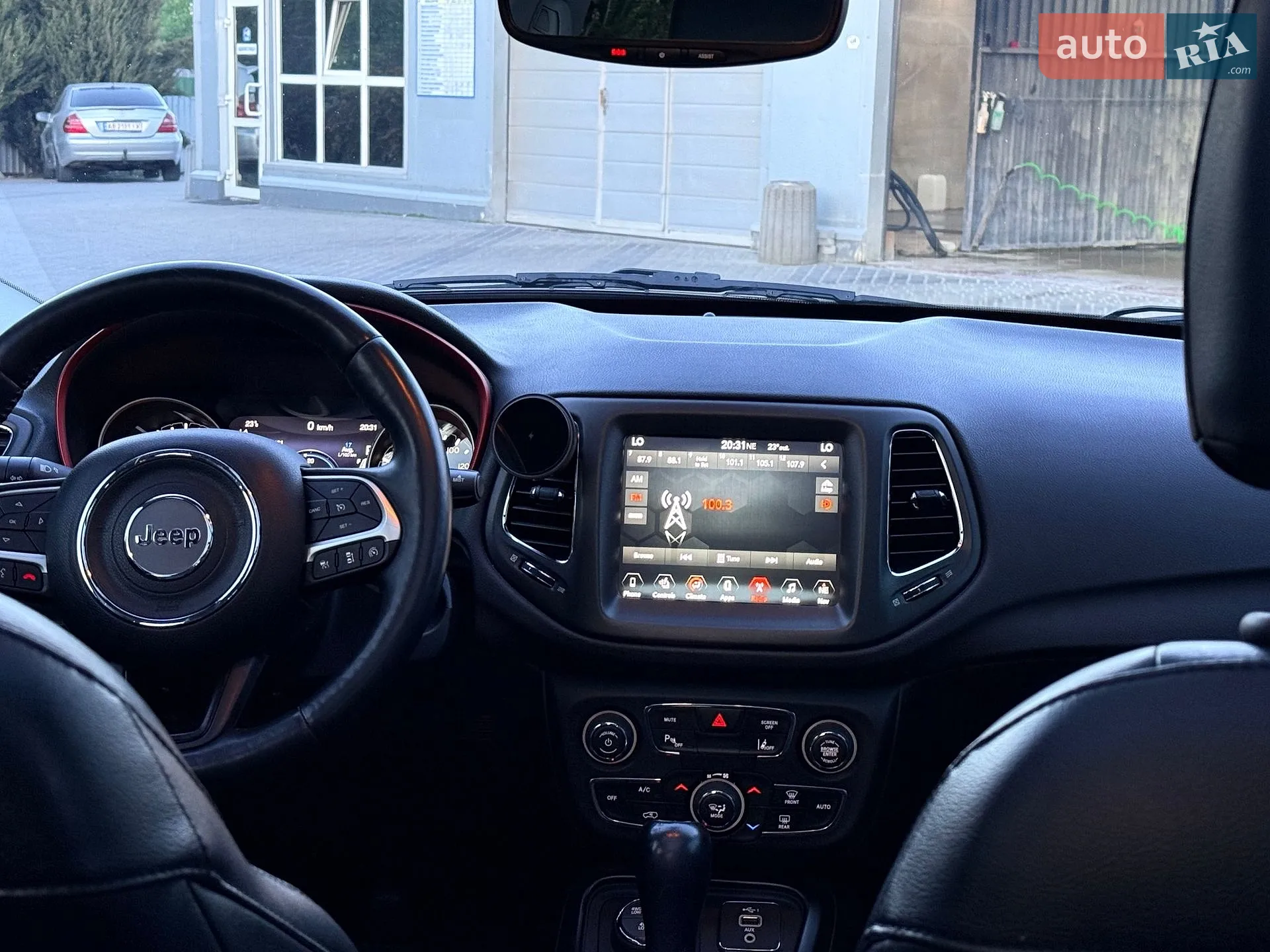 2017 Jeep Compass - мініатюра 63