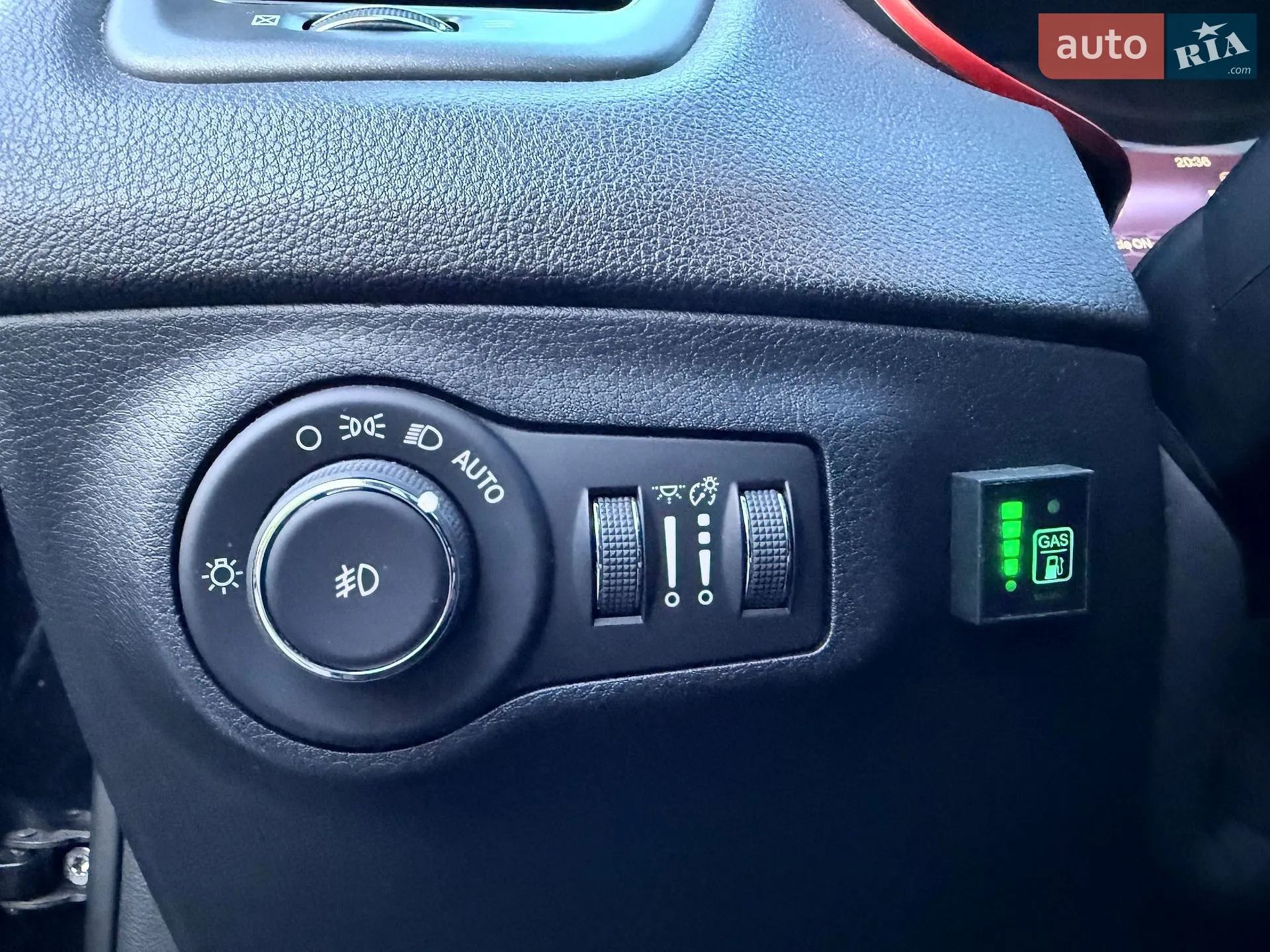 2017 Jeep Compass - мініатюра 82