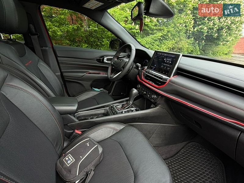 Позашляховик / Кросовер Jeep Compass 2023 в Лубнах