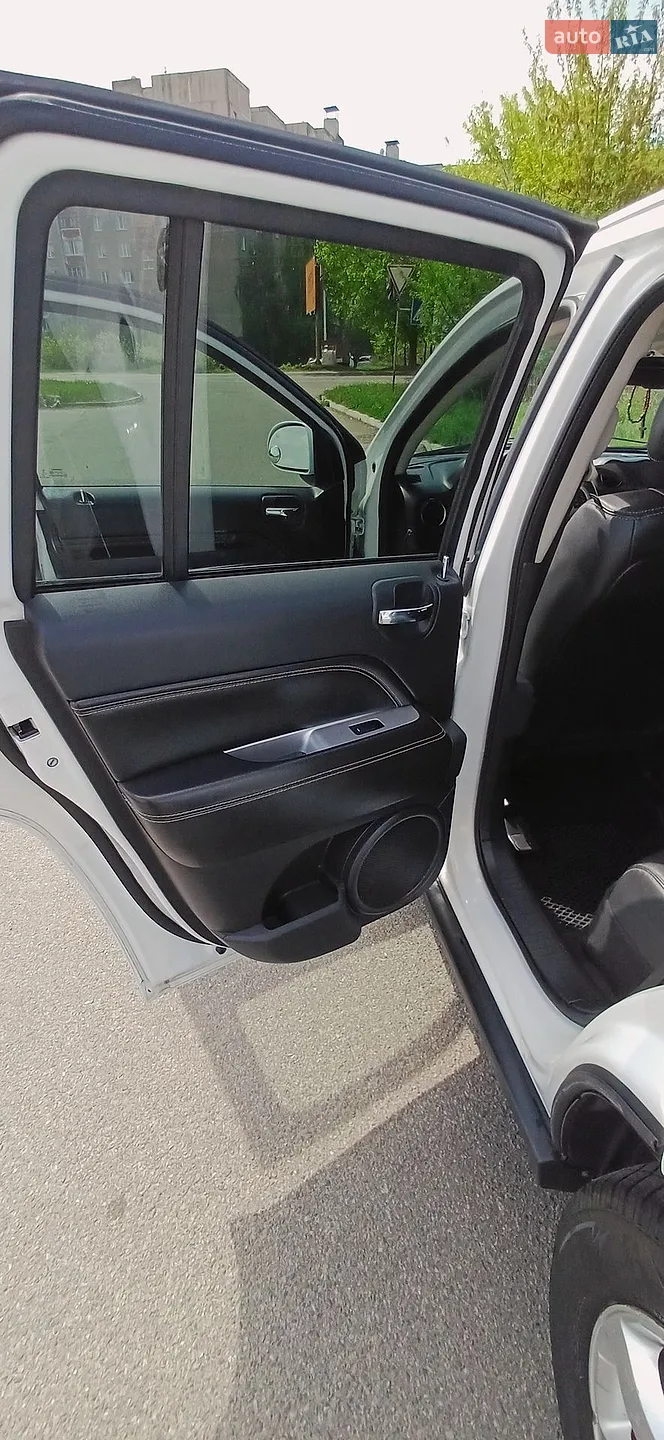 2015 Jeep Compass - мініатюра 12