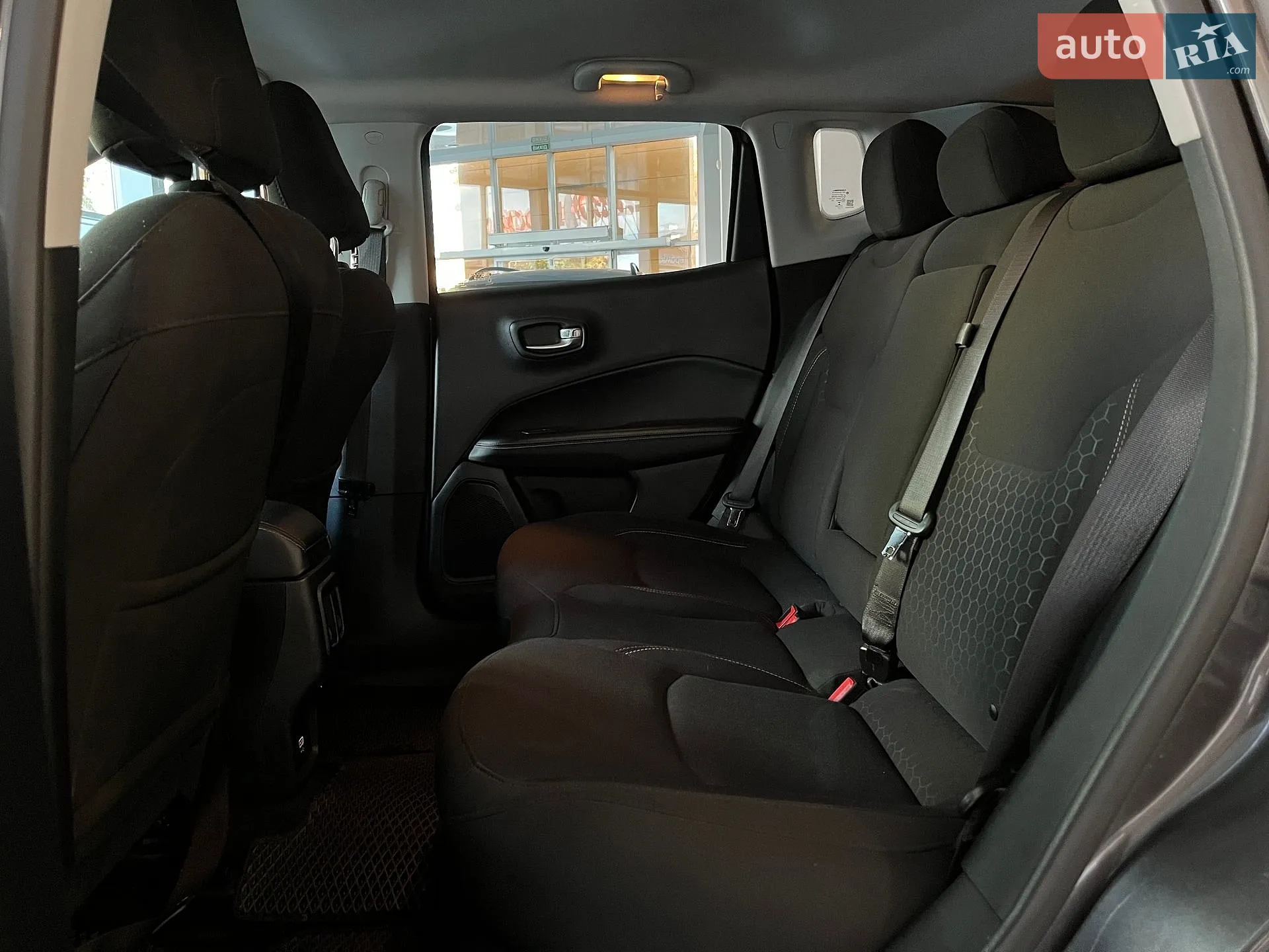 2020 Jeep Compass - мініатюра 23