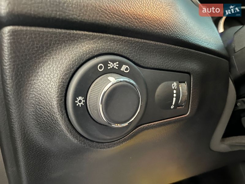 Позашляховик / Кросовер Jeep Compass 2020 в Львові фото 19 Позашляховик / Кросовер Jeep Compass 2020 в Львові