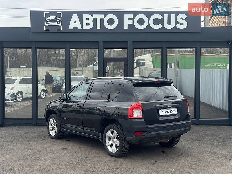 Позашляховик / Кросовер Jeep Compass 2011 в Києві