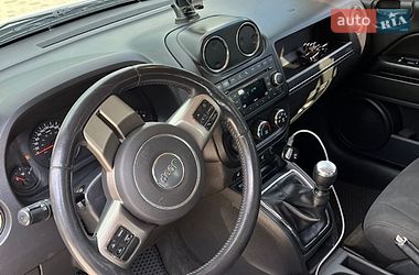 Внедорожник / Кроссовер Jeep Compass 2012 в Воловце