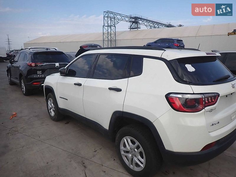 Внедорожник / Кроссовер Jeep Compass 2017 в Чернигове фото 2 Внедорожник / Кроссовер Jeep Compass 2017 в Чернигове