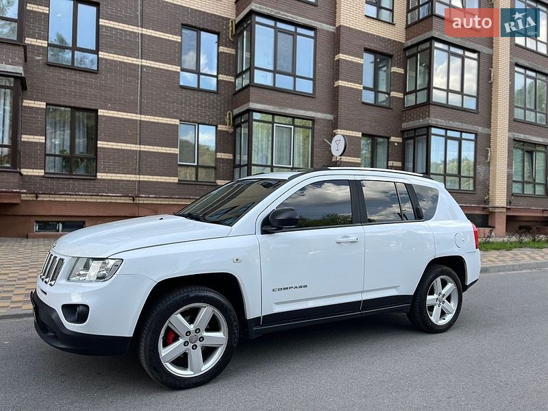Позашляховик / Кросовер Jeep Compass 2012 в Чернігові фото 3 Позашляховик / Кросовер Jeep Compass 2012 в Чернігові