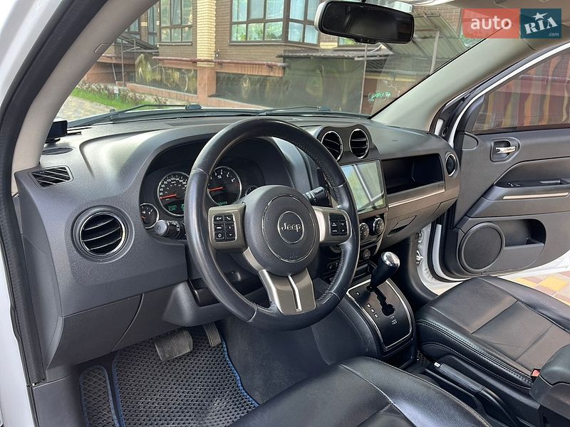 Позашляховик / Кросовер Jeep Compass 2012 в Чернігові фото 26 Позашляховик / Кросовер Jeep Compass 2012 в Чернігові