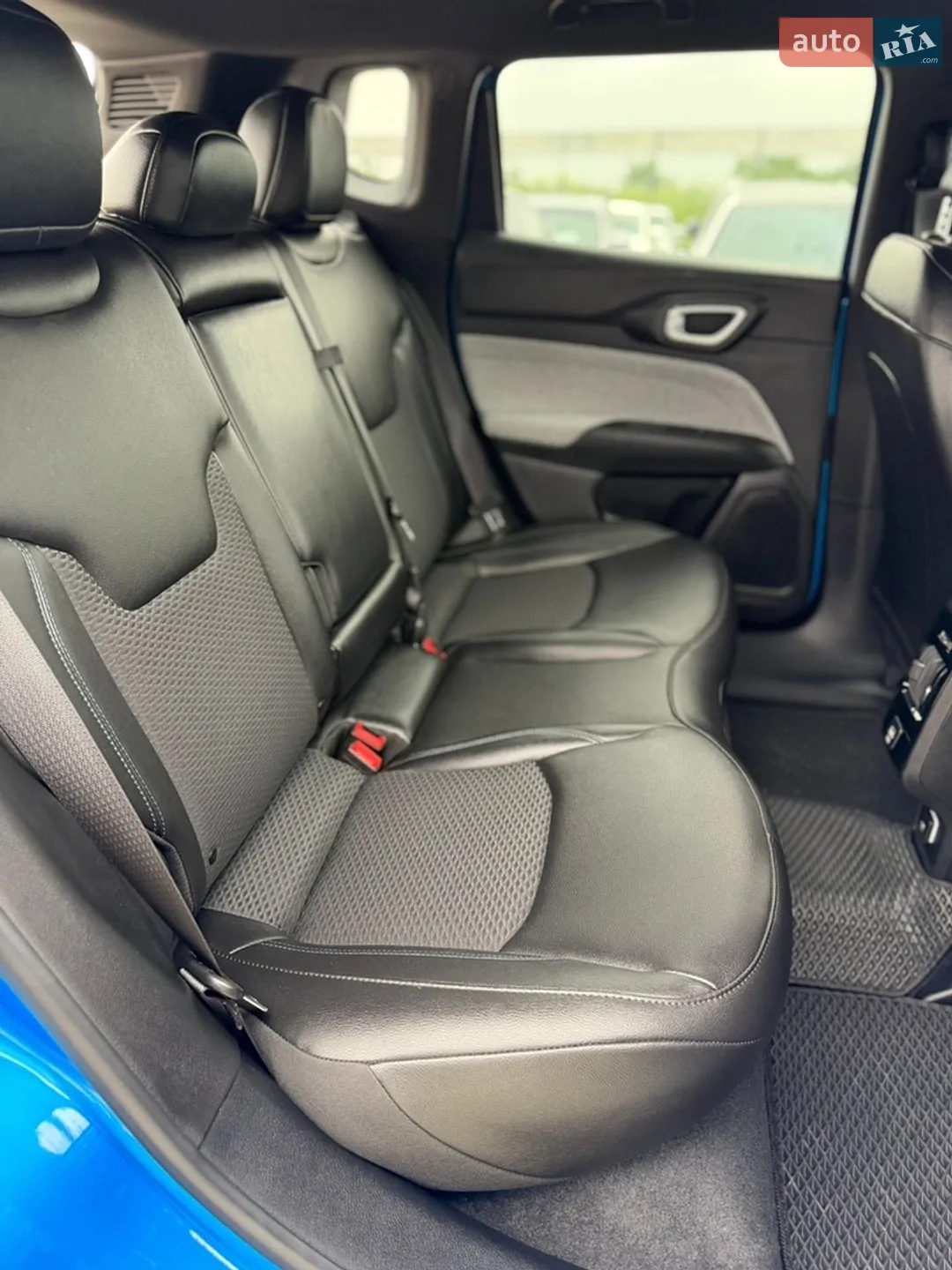 2025 Jeep Compass - мініатюра 31