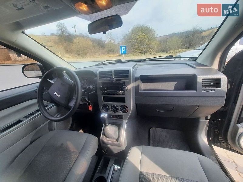 Внедорожник / Кроссовер Jeep Compass 2007 в Воловце