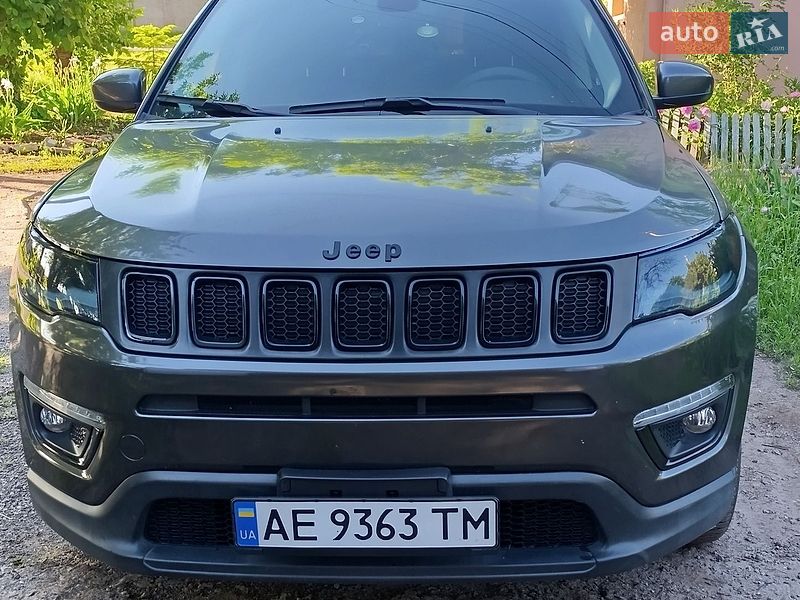 Внедорожник / Кроссовер Jeep Compass 2018 в Кривом Роге