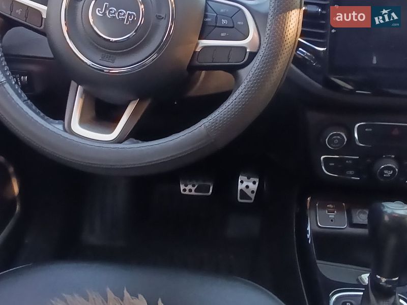 Внедорожник / Кроссовер Jeep Compass 2018 в Кривом Роге