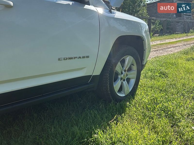 Внедорожник / Кроссовер Jeep Compass 2016 в Умани