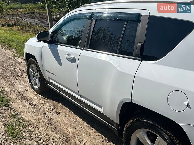 Внедорожник / Кроссовер Jeep Compass 2016 в Умани