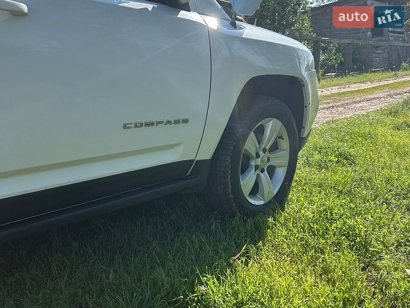 Внедорожник / Кроссовер Jeep Compass 2016 в Умани