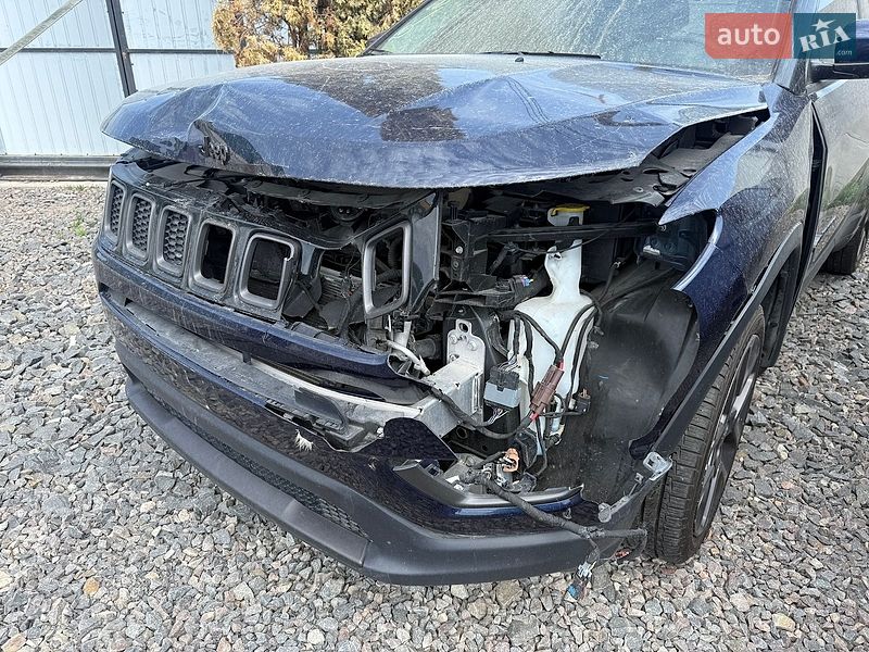 Внедорожник / Кроссовер Jeep Compass 2019 в Ровно