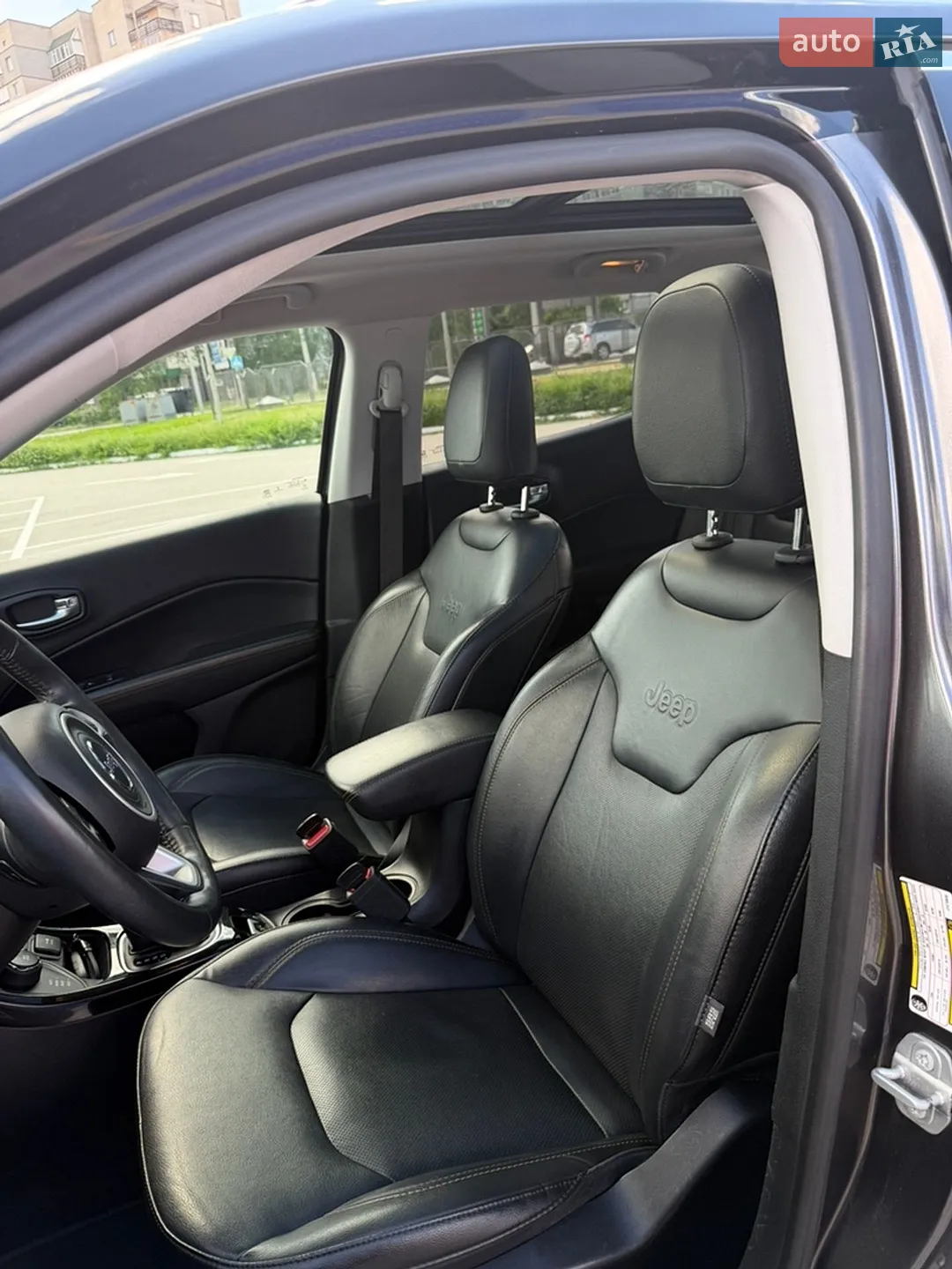 2018 Jeep Compass - мініатюра 18