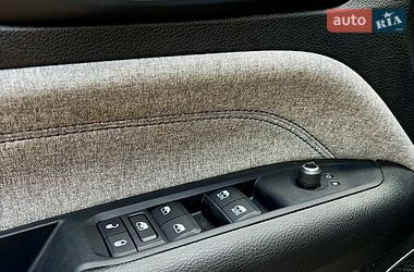 Внедорожник / Кроссовер Jeep Compass 2023 в Вараше