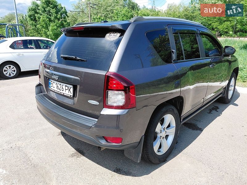 Внедорожник / Кроссовер Jeep Compass 2016 в Чугуеве