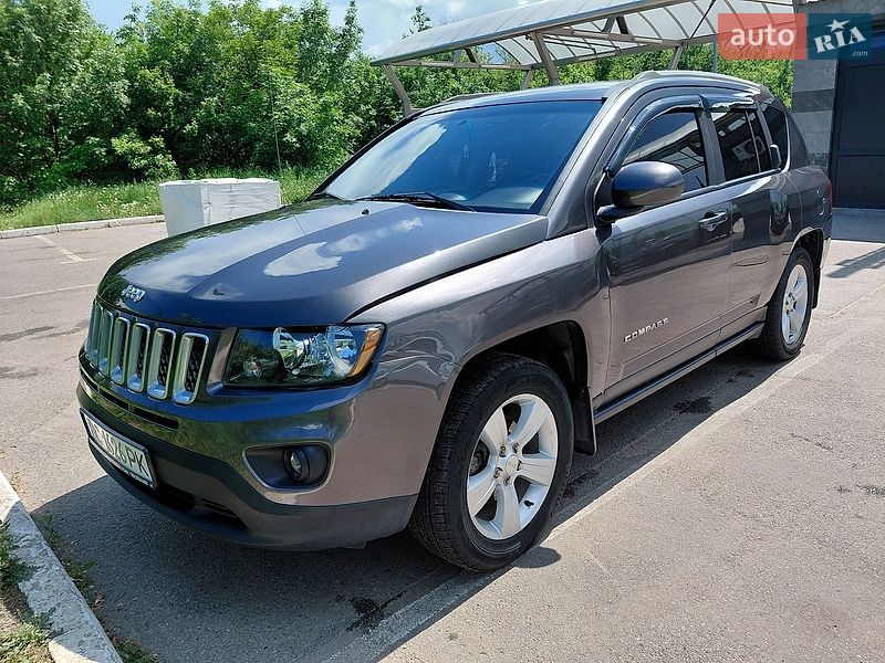 Внедорожник / Кроссовер Jeep Compass 2016 в Чугуеве