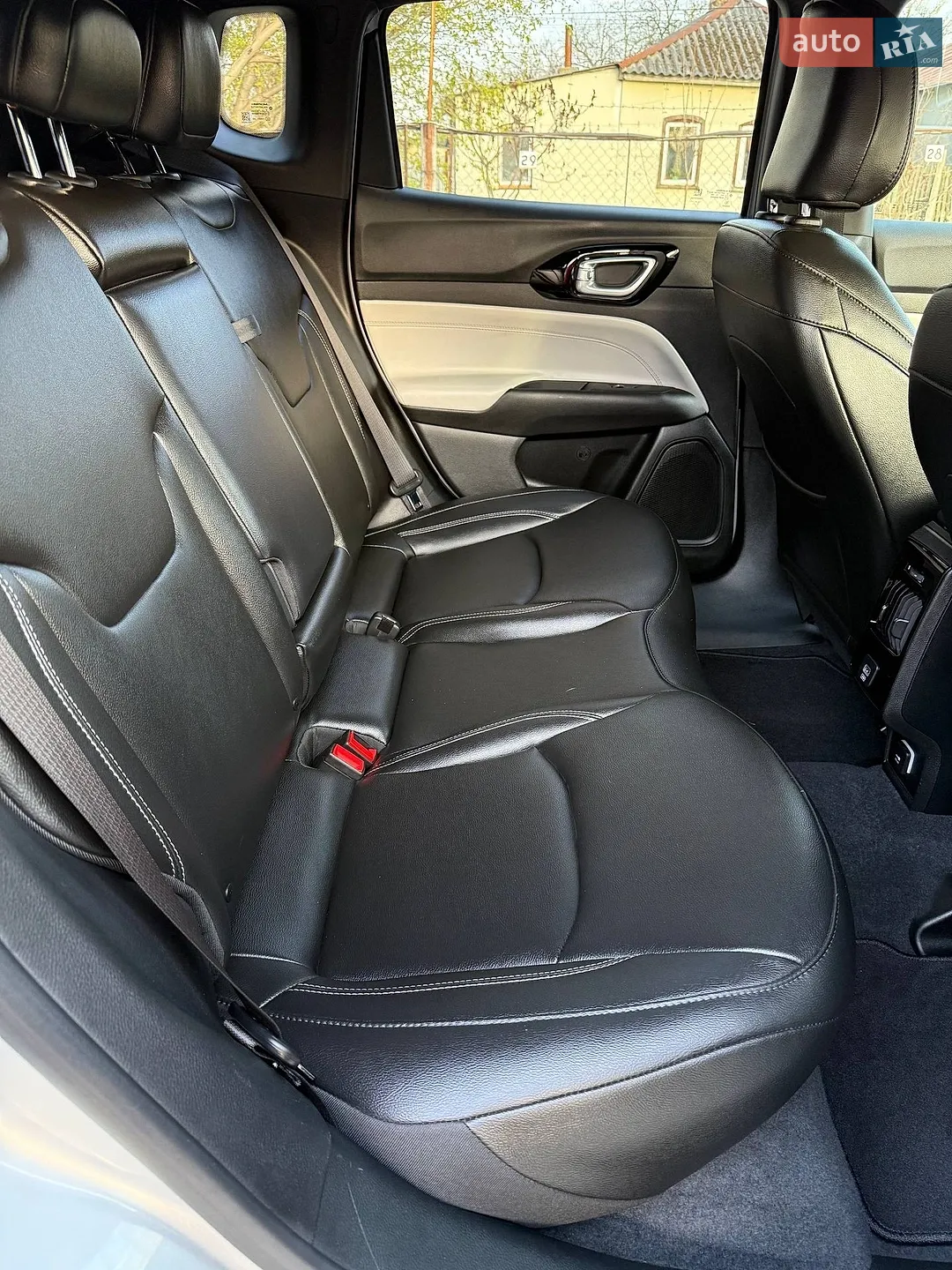 2024 Jeep Compass - мініатюра 36