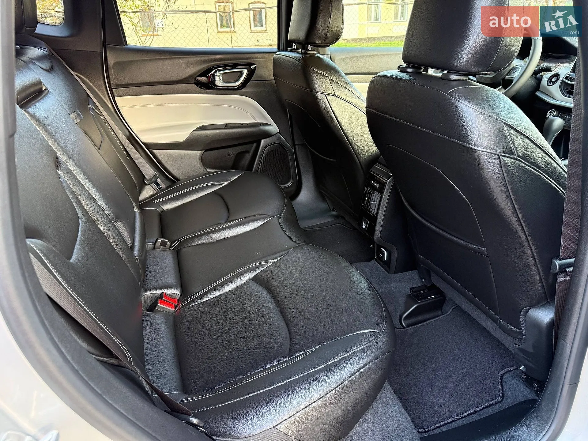 2024 Jeep Compass - мініатюра 40