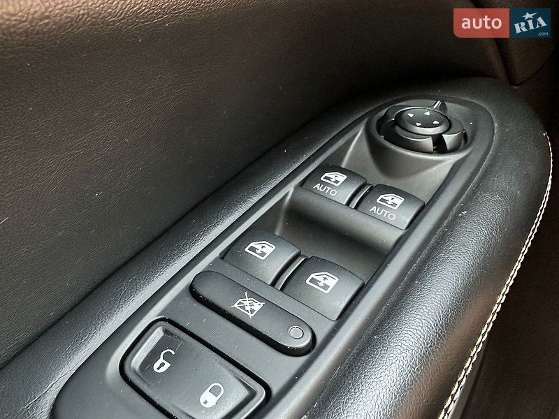 Внедорожник / Кроссовер Jeep Compass 2017 в Белогородке