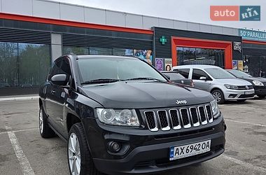 Внедорожник / Кроссовер Jeep Compass 2011 в Валках