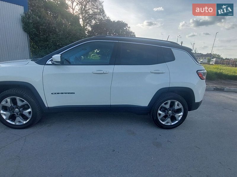 Внедорожник / Кроссовер Jeep Compass 2017 в Житомире
