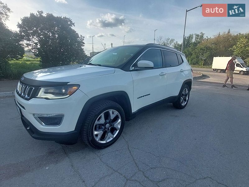 Внедорожник / Кроссовер Jeep Compass 2017 в Житомире
