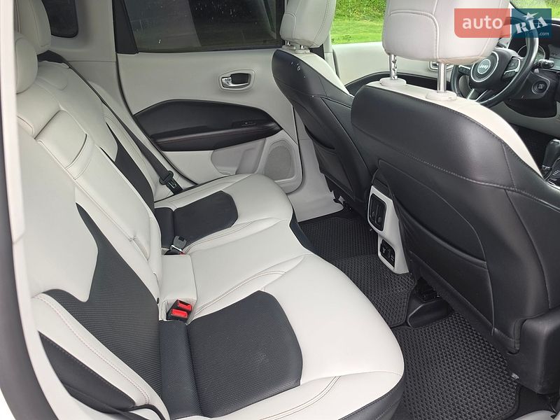 Позашляховик / Кросовер Jeep Compass 2017 в Тернополі