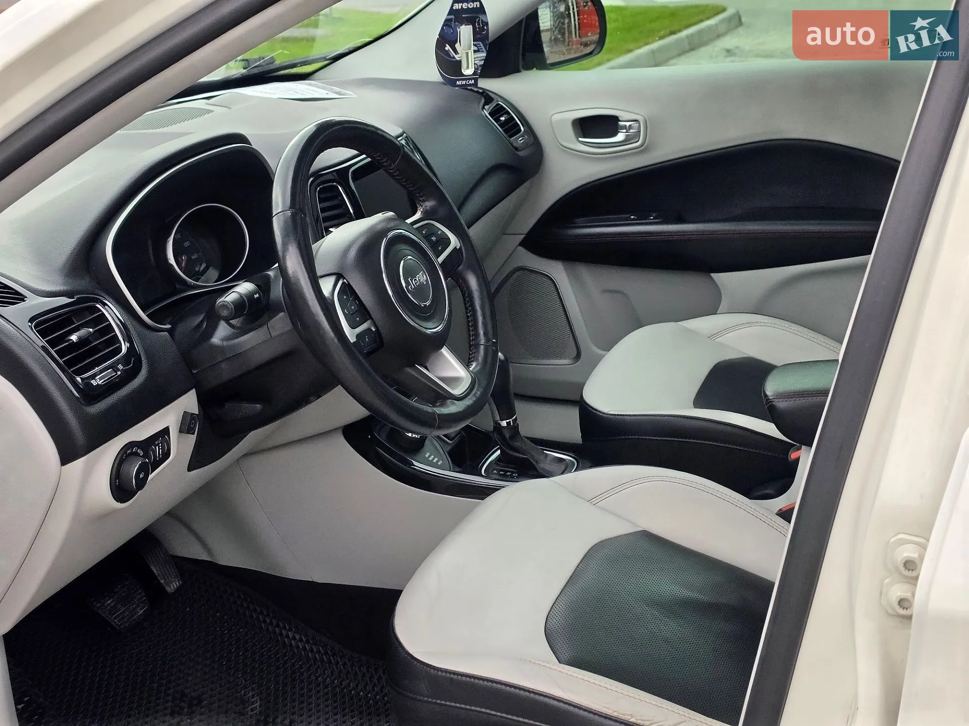 2017 Jeep Compass - мініатюра 33