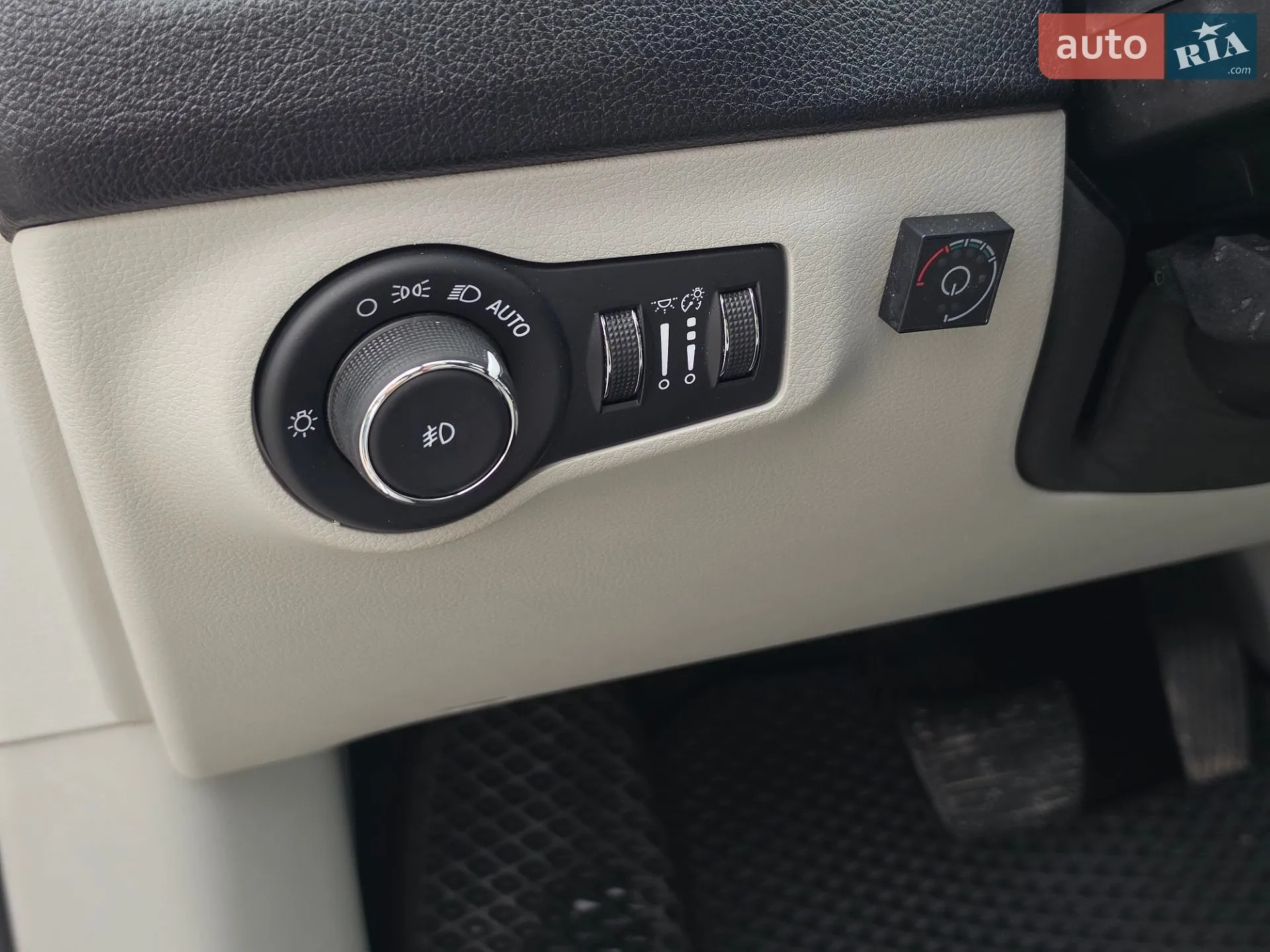 2017 Jeep Compass - мініатюра 43