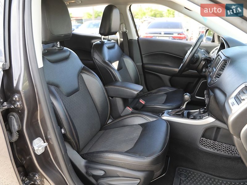 Внедорожник / Кроссовер Jeep Compass 2018 в Харькове