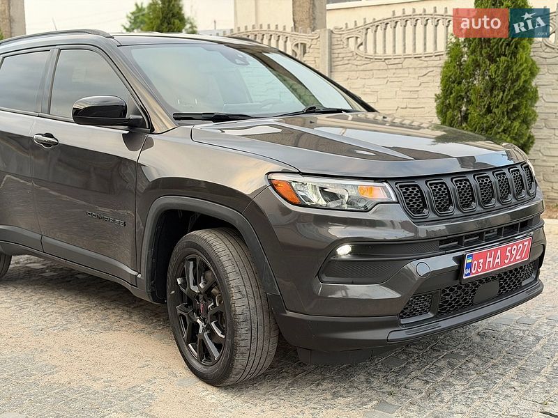 Позашляховик / Кросовер Jeep Compass 2023 в Золочеві