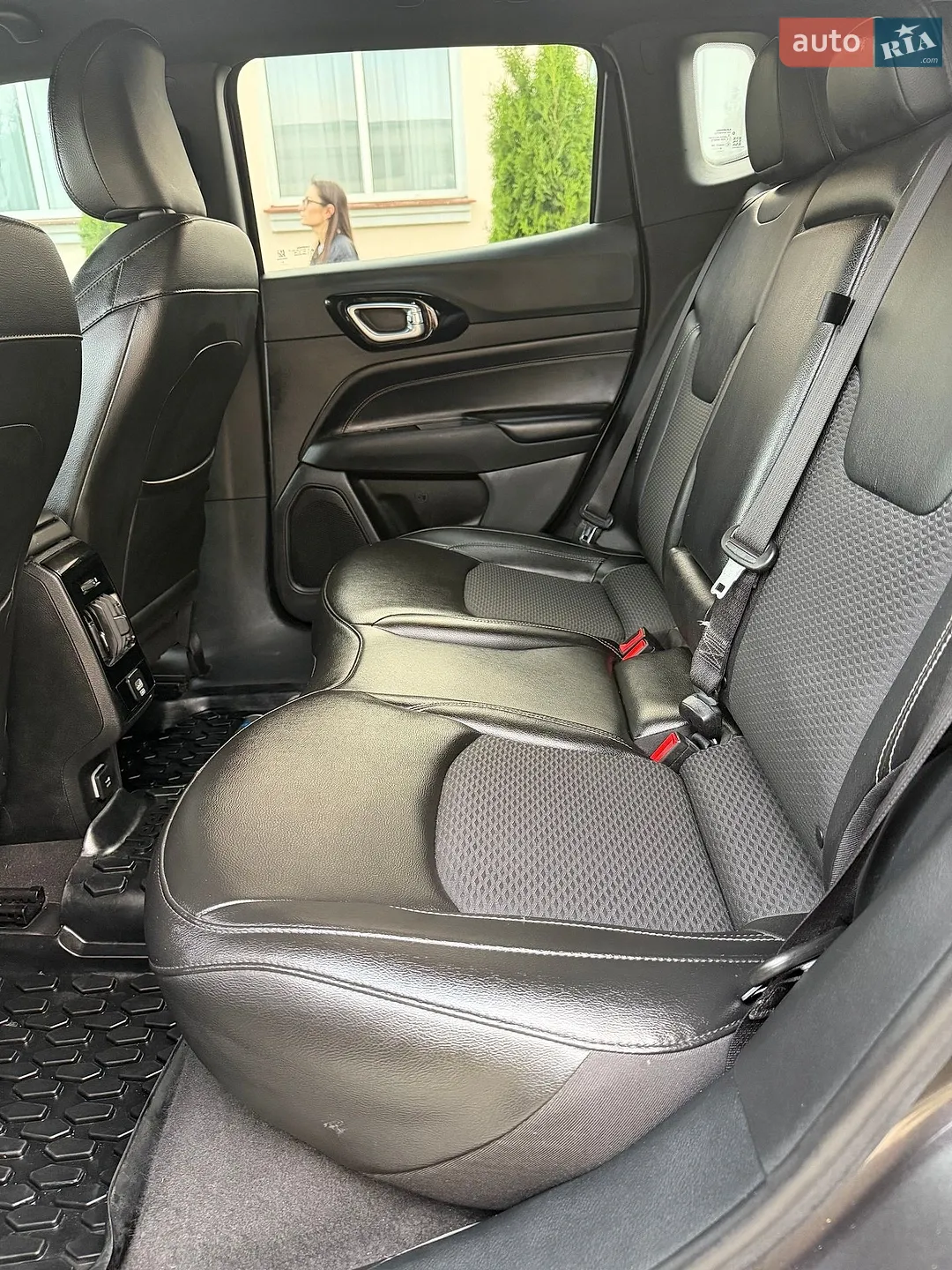 2023 Jeep Compass - мініатюра 36