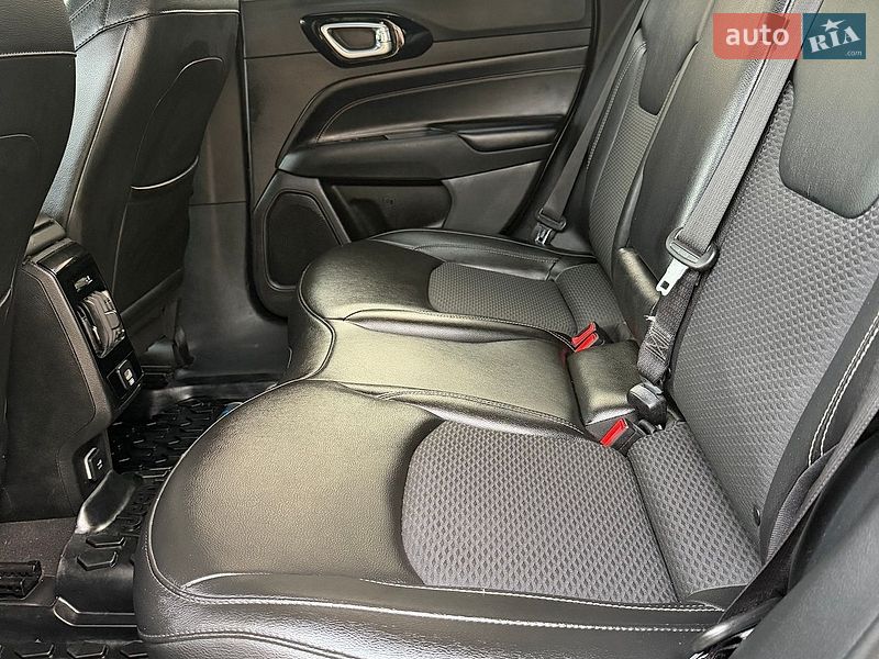 Позашляховик / Кросовер Jeep Compass 2023 в Золочеві