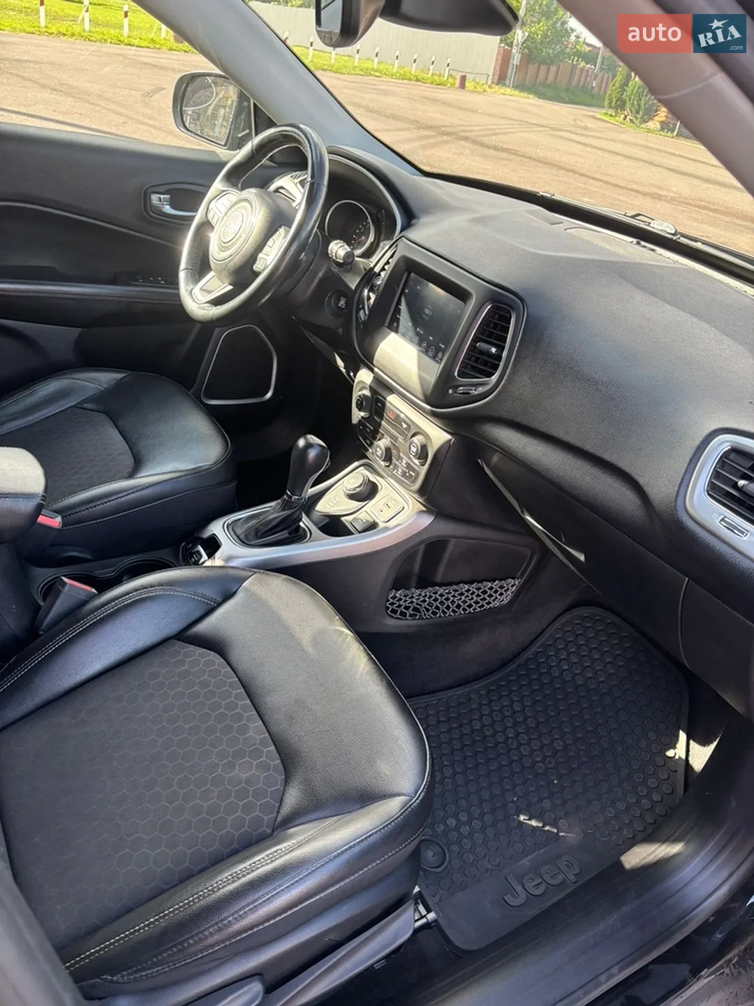 2017 Jeep Compass - мініатюра 10