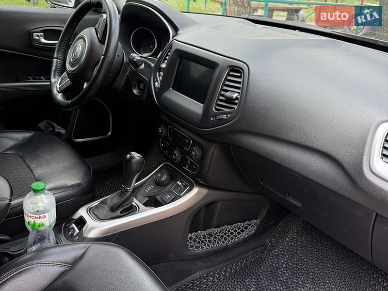 Внедорожник / Кроссовер Jeep Compass 2018 в Глухове