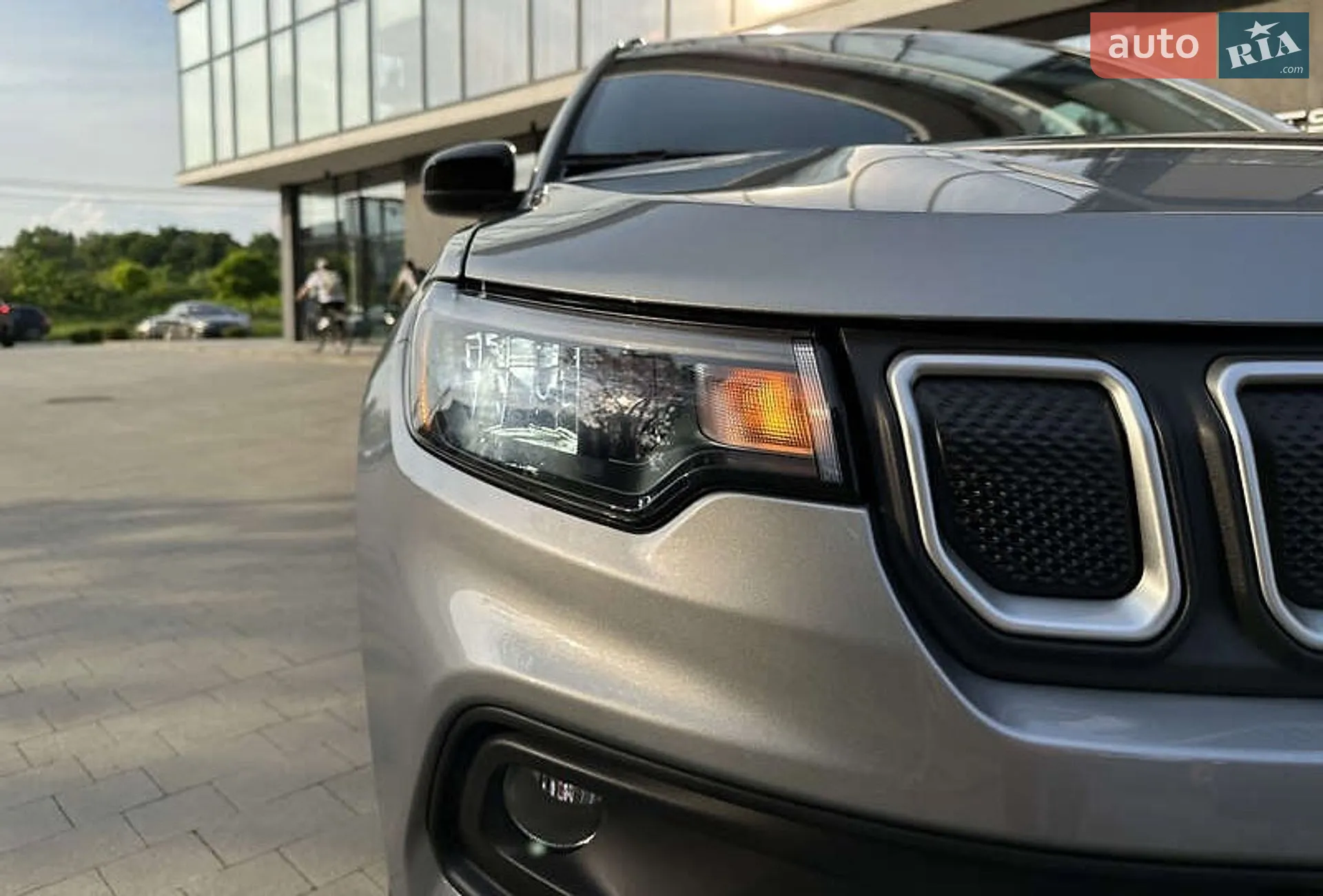 2021 Jeep Compass - мініатюра 6