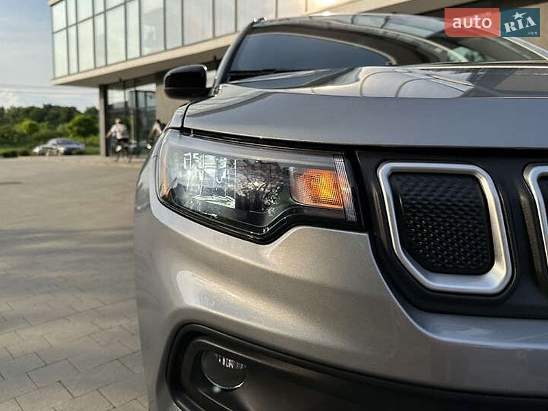 Позашляховик / Кросовер Jeep Compass 2021 в Ужгороді