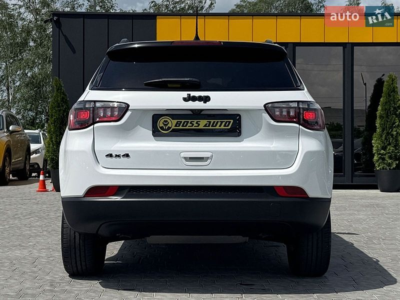 Позашляховик / Кросовер Jeep Compass 2023 в Івано-Франківську